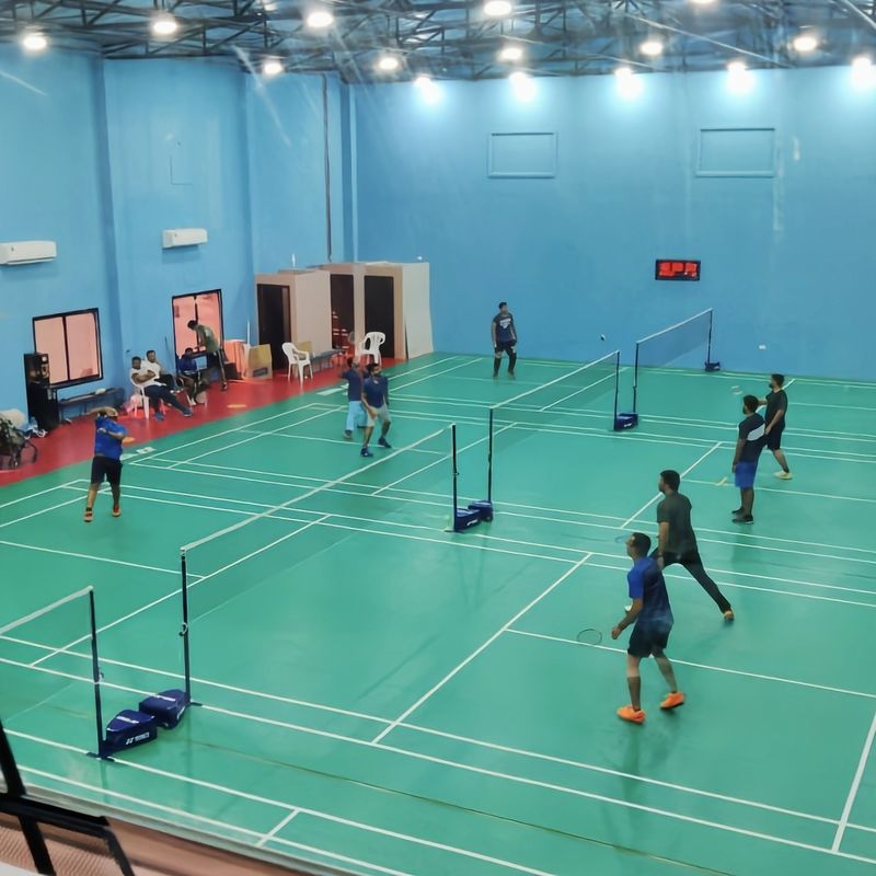 Glue Down Installation Relle PVC 6mm Indoor Badminton Carpet Flooring Roll untuk Olahraga