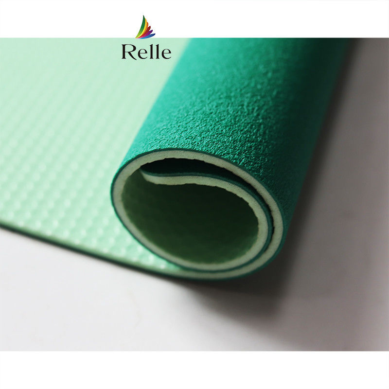 Green Badminton Court Sports Floor Mat Roll in Relle Bahan PVC sintetis untuk olahraga