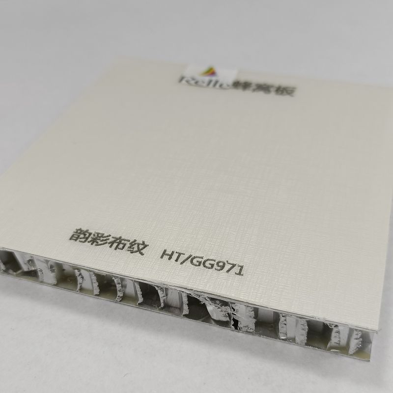 Panel Honeycomb Aluminium Alucore yang Diekstrusi 4x8 Untuk Aplikasi Bangunan Kapal