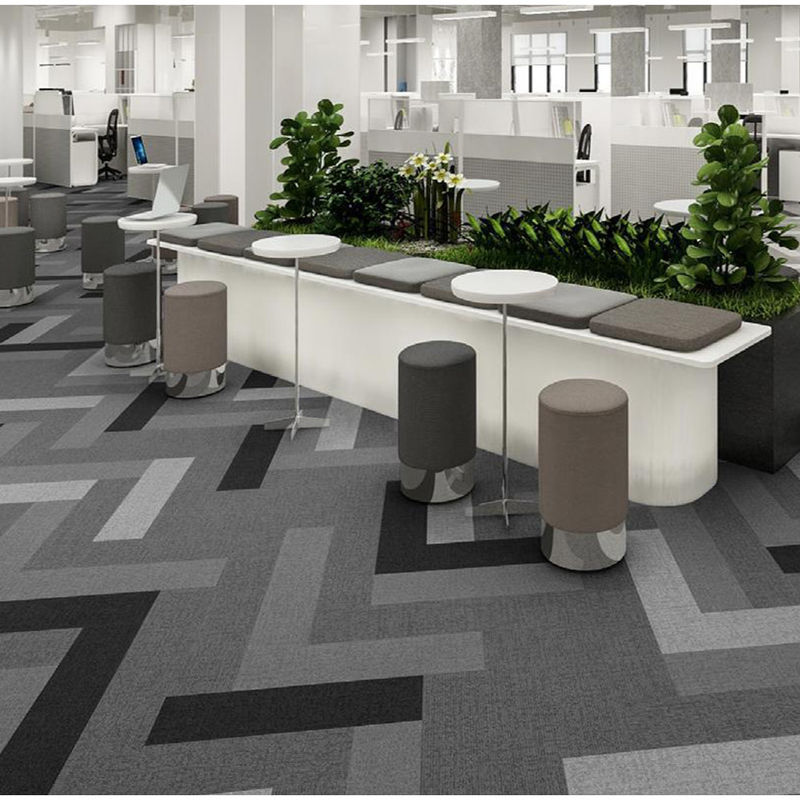 6.5mm 7mm Office Carpet Tile Commercial Carpet Tile Untuk Kamar Tidur Hotel Tempat Kerja